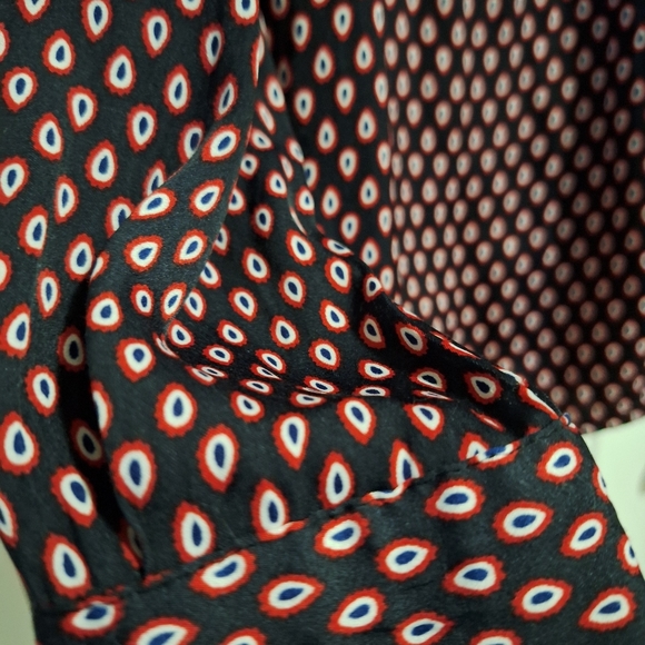 Blouse - Picture 2 of 2